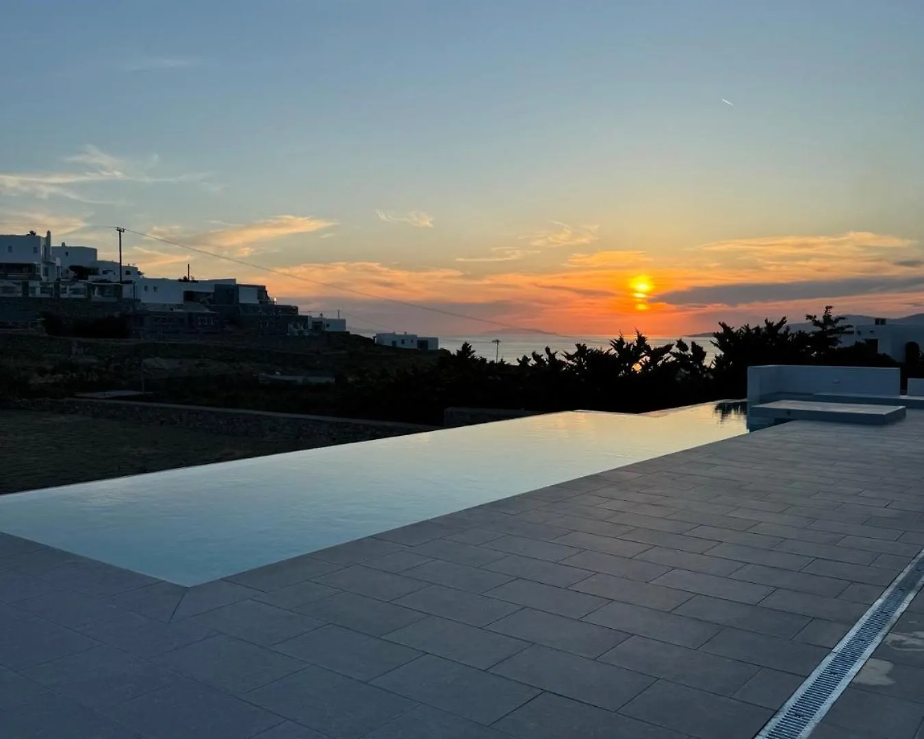 Almond Place Mykonos Town