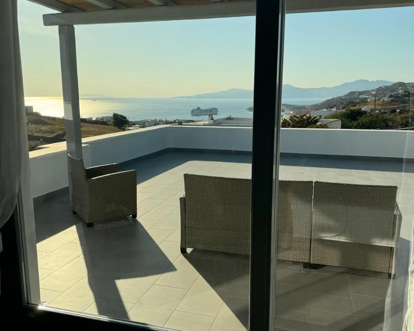 Almond Place Mykonos Town Apartment